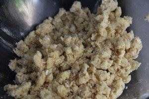 Streusel herstellen